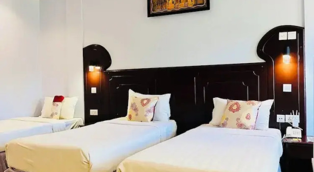 Standard triple chambre avec balcon Green Mountain Hotel
