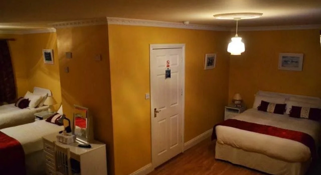 Seacourt Accommodation Tramore, Забронировать Отель Трамор 