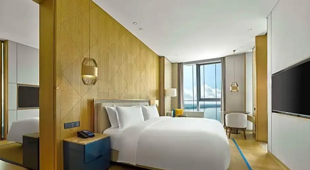 Номер Premium с видом на окрестности Hilton Hainan Ocean Flower Island