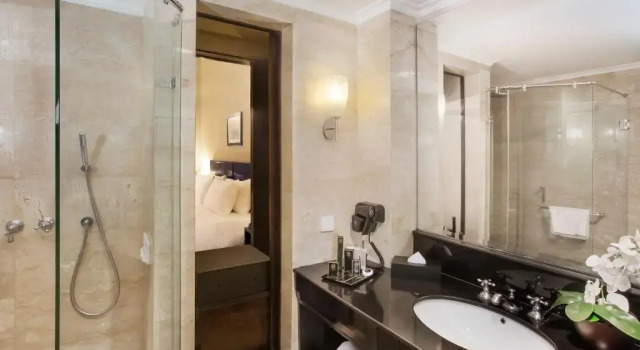 Standard Doppel Zimmer Royal Kuningan