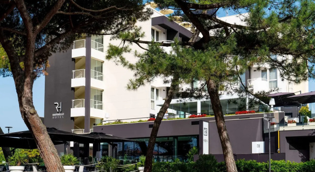 Raffaello Hotel