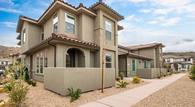 Red Rock Adventures 4 Bedroom Townhouse