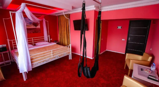 4 Rooms