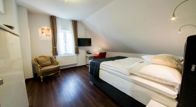 Landhotel Alte Töpferei, Забронировать Отель Отели Дуйсбурга с завтраком, Завтраки