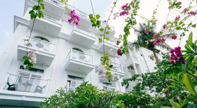 Двухместный номер Standard с видом на бассейн La Marina Boutique Hotel & Spa