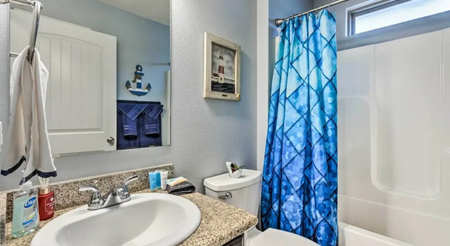 Коттедж Spacious Navarre Retreat w/ Fenced-In Yard