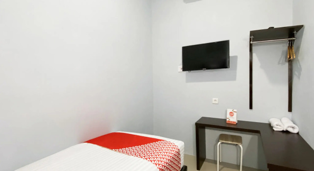 Номер Standard Hotel O Guesthouse Pagi Sore Syariah