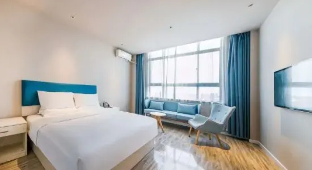 Люкс Deluxe Homeinn Ease Hotel (Fengxiang Xifu Avenue)