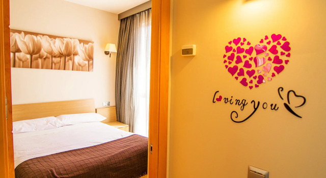Dream Suites & Apartments Almera Centro, Забронировать Апартаменты/квартира Отели Альмерия с парковкой, рядом с Церковь Святого Себастьяна, Парковка