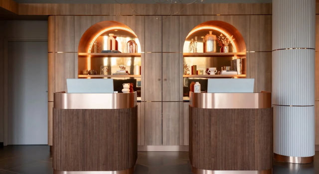 AC Porte Maillot Hotel
