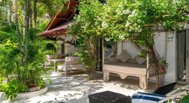 Ocean Star Villa #5 near KuDeTa, Забронировать Вилла Семиньяк Бадунг