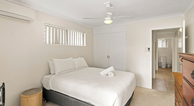 Burleigh Coastal Haven - Kingston 4, Prenota Affittacamere Hotel a Queensland con parcheggio, Parcheggio