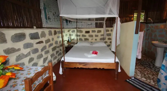 Chez Nirina, Buchen Sie Hotel Hell-Ville Nosy Be
