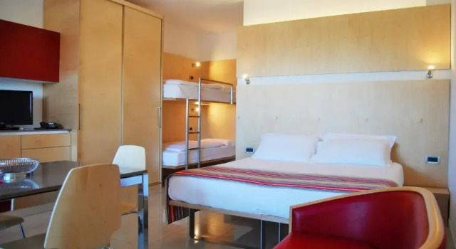 Студия Deluxe Aparthotel Albatros