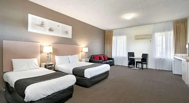 Люкс Comfort Inn & Suites King Avenue