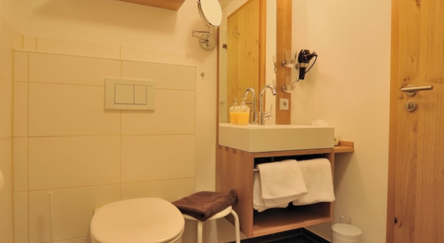 Трёхместный номер Comfort Gasthof Adler