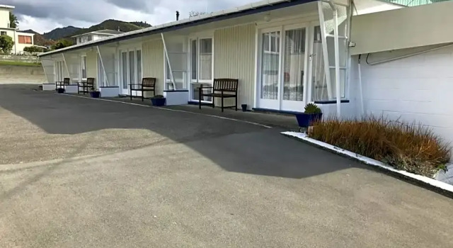 Picton House B & B