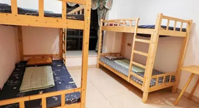 Кровать в общем номере (женский номер) Bobo ｜ Youth Hostel (Haikou East Railway Station)