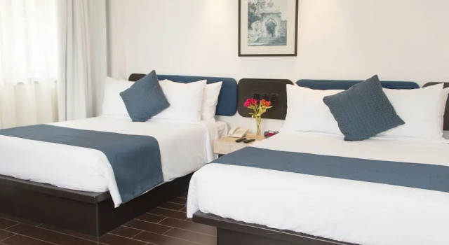 Четырёхместный номер Standard Best Western Real de Puebla