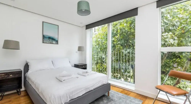 NEW Modern 2BD Flat in Shoreditch With Balcony