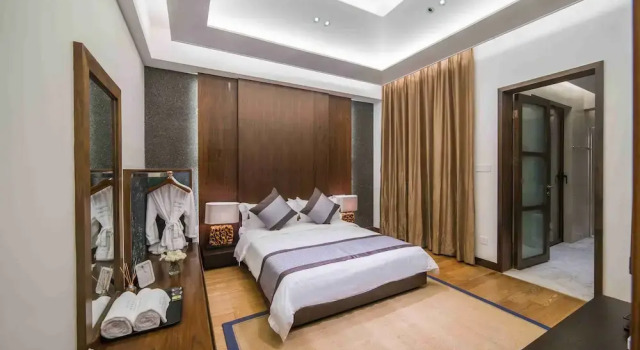 Hui Zhou Hou Niao Shui Rong Zhuang Villa, Rezerwuj Willa Hotele 4-gwiazdkowe w Guangdong, 4*