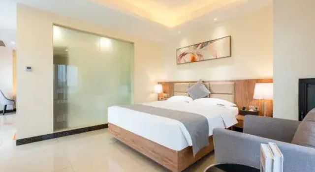Люкс Business Marco Polo Hotel (Jiangmen Wanda Plaza)