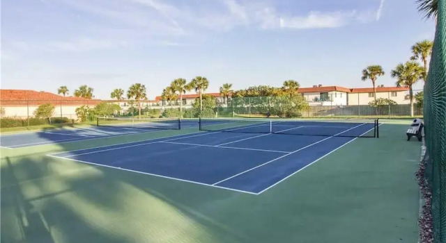 Sea Place 14248 - Two Bedroom Condo, Rezerwuj Hotel Hotele w Saint Augustine Area z parkingiem, Parking