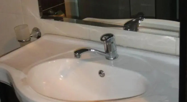 Hotel Sandoria, Varaa Hotelli Târgu-Mureş 