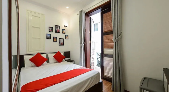 OYO 332 Moon Villa Hotel, Забронировать Отель Донгда Ханой