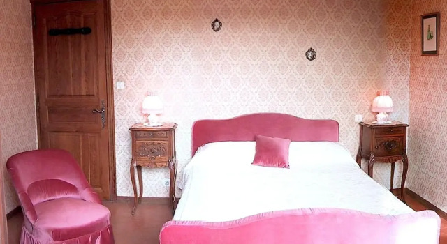 Villa With 3 Bedrooms in Riez, With Private Pool, Furnished Terrace and Wifi, Rezervovat Vila Hotely v Valensole Plateau s bazénem, Bazén