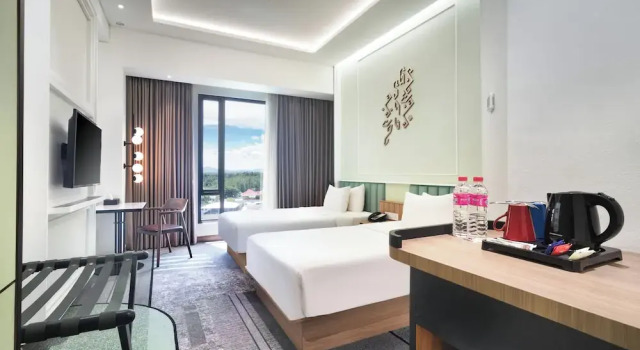 Двухместный номер Superior Luwansa Hotel and Convention Center Manado