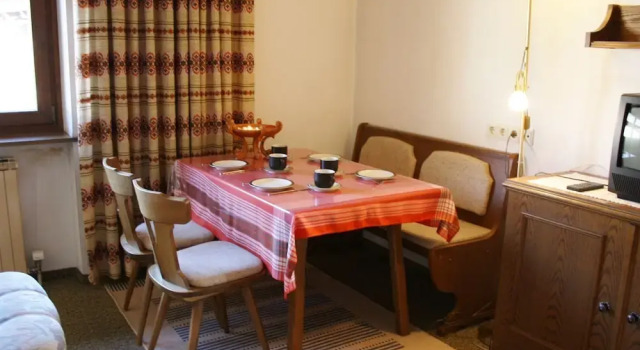 Gorgeous Apartment In Waidring With Mountain View, Rezervovat Apartmán Hotely v Tyrolsko s parkováním, Parkování