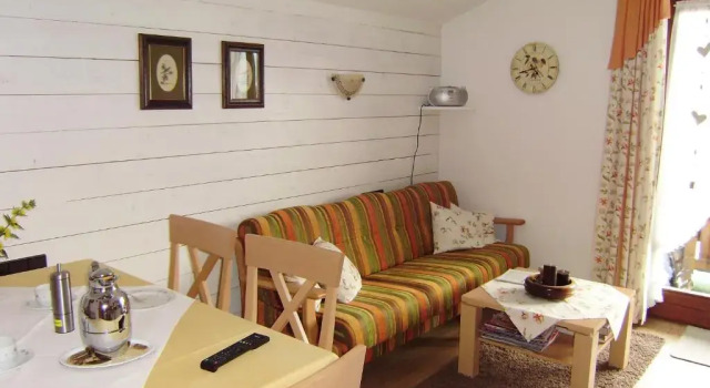 Апартаменты с 2 комнатами Haus Christl Reit im Winkl, Kostenloser Parkplatz, Spülmaschine, 5 Minuten zum Ortszentrum, ruhige Lage, Wlan