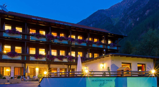 Hotel Garni Hainbacherhof, Rezervovat Hotel Hotely v Tyrolsko se snídaní, Snídaně