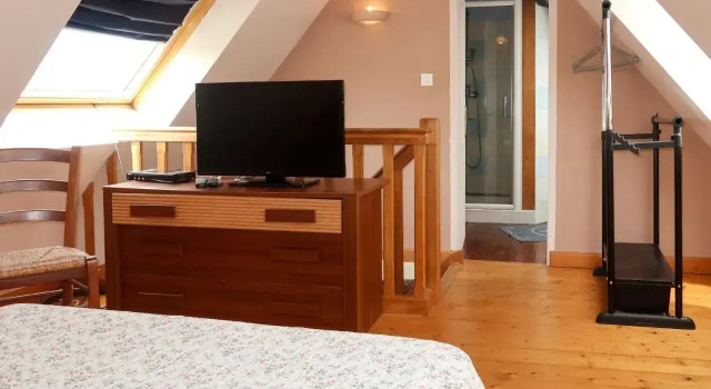 Holiday Home LHirondelle by Interhome, Prenota Hotel Saint-Jean-du-Doigt 