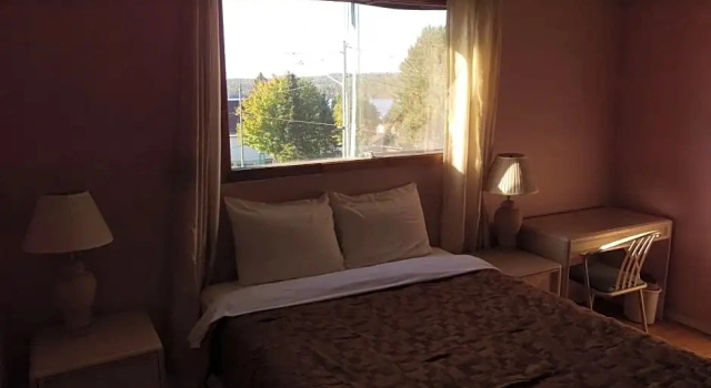 Люкс с 2 комнатами Bay Lake Inn (Frontiersman Motel)