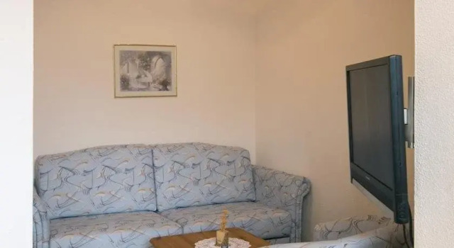 Ferienwohnungen Haus Elisabeth, Забронировать Отель Кёссен Kaiserwinkl, рядом с Канатная дорога Унтербергхорнбан