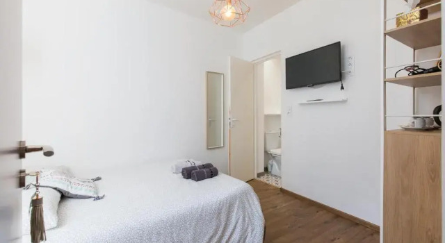 Номер Standard Hotel Au Pavillon Bleu