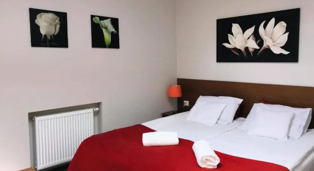 Astral, Réserver Hôtel Raszyn Varsovie