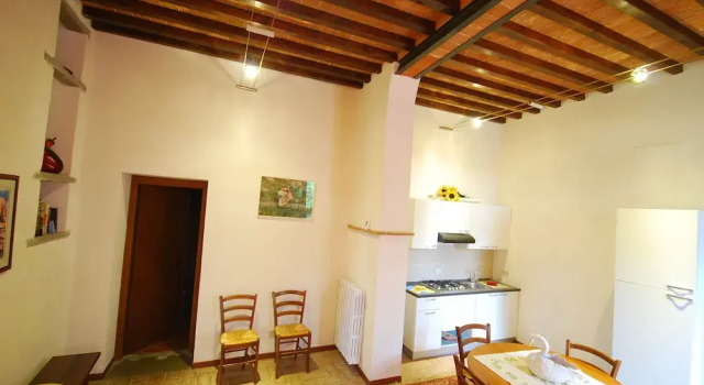 Holiday Apartment Colonna 67, Забронировать Апартаменты/квартира Отели в центре Винчи, в центре