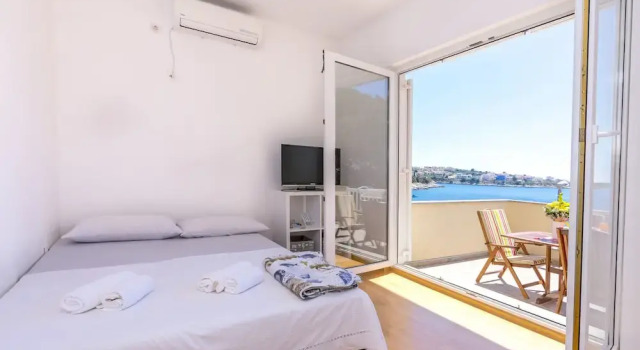 Apartments Ive & Maja, Varaa Huoneisto Hotellit Split-Dalmatia pysäköinnillä, Pysäköinti