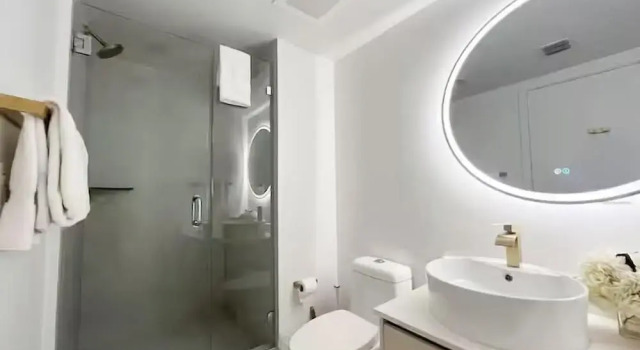 Студия Luxury Ocean Views Apt 1208