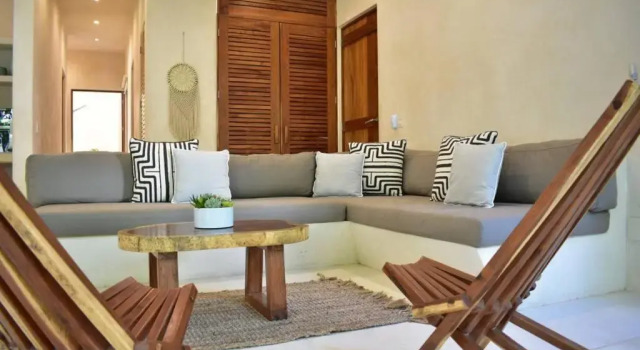 Chic-Modern Apt w/Pool, Garden, Parking & 3 Bikes