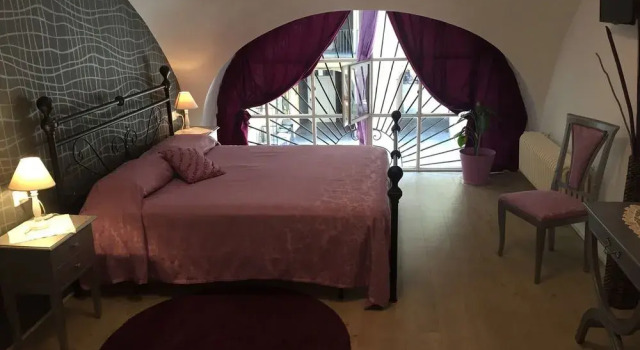 B&B Torino Très Chic, Забронировать Отель «постель и завтрак» Отели Турина с парковкой, рядом с Королевская библиотека, Парковка