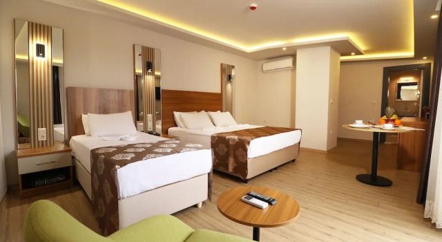 Номер Deluxe с балконом ALMIRCAN HOTEL
