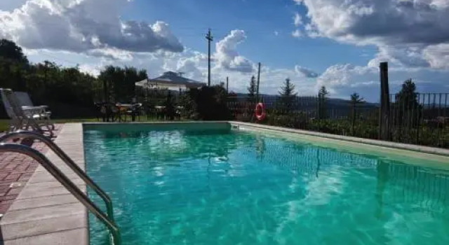 Borgo Struginati, Buchen Sie Hotel Monte Castello di Vibio Umbrien