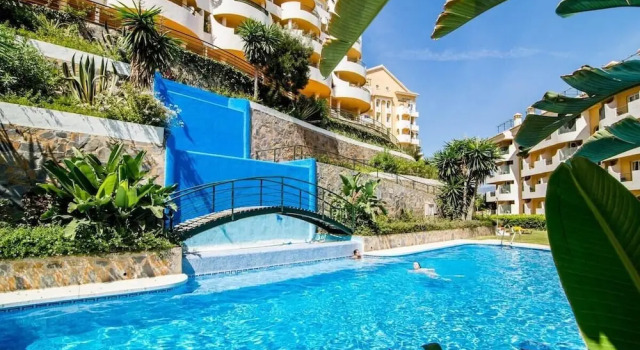 Апартаменты Sam2.4i- Cozy Apartment Walking Distance to Beach