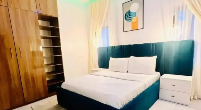 L'Rina Apartments, Prenota Appartamento Appartamenti a Eti-Osa, Appartamento