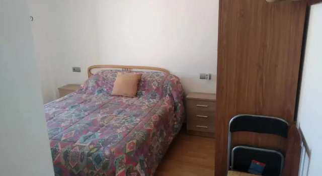 Apartamento rural en bronchales, Sierra de Albarracín, Book Apartment Hotels in Aragon with Parking, Parking