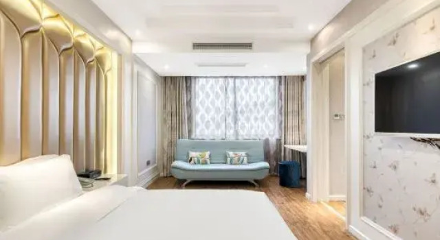 Deluxe Suite Corner Love Theme Hotel